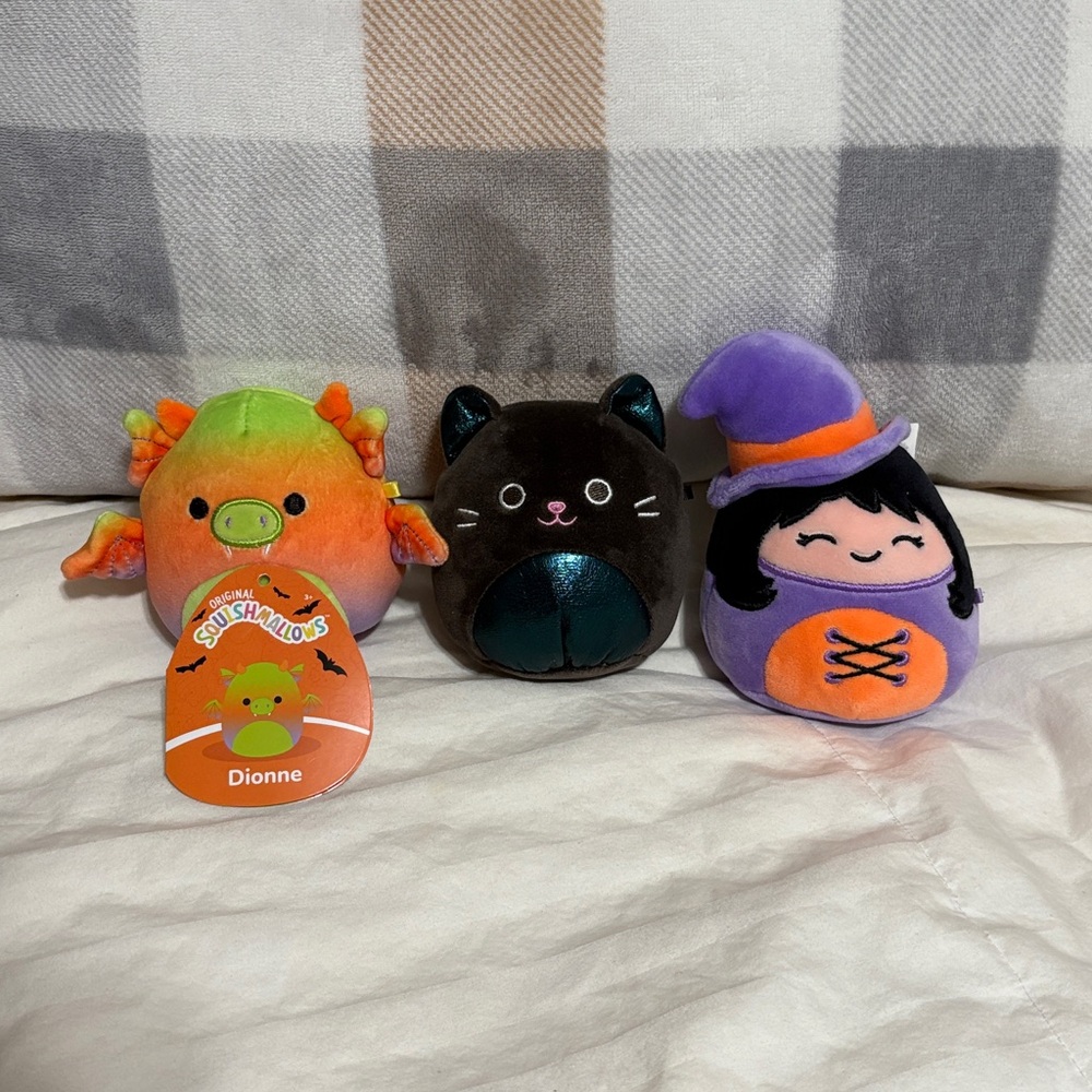 5” & Capsule Halloween Squishmallows bundle
